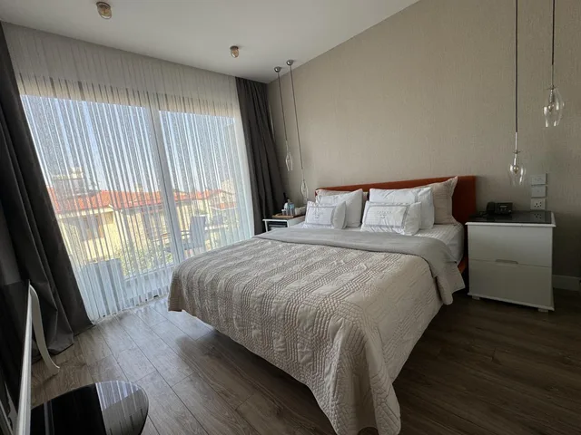غرفة بسرير مزدوج بشرفة، Ferush Otel 5/7