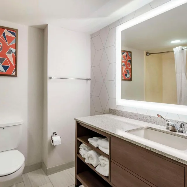 جناح سوبيريور بسرير كينج، Comfort Suites Ocean City West 8/9