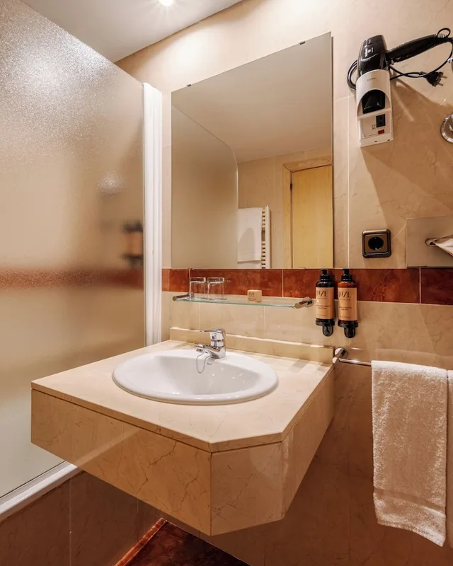 Mini, Double Bed، Luze Castellana Hotel 4/5