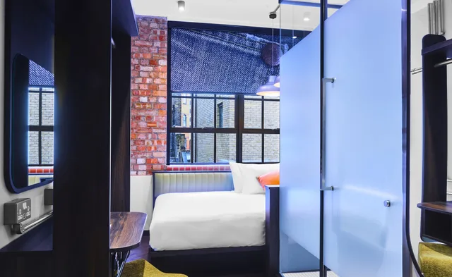 لوفت بسرير مزدوج بشرفة بجاكوزي، New Road Hotel 3/3