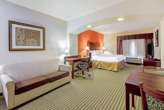 جناح ديلوكس بسرير كينج، La Quinta Inn And Suites By Wyndham Woodward 4/6