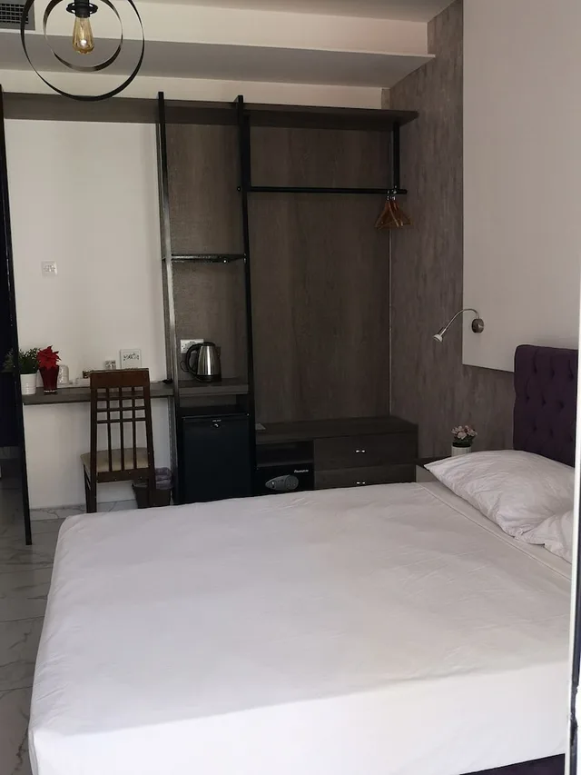 Deluxe, Queen Bed, St Elena Boutique Hotel 1/3