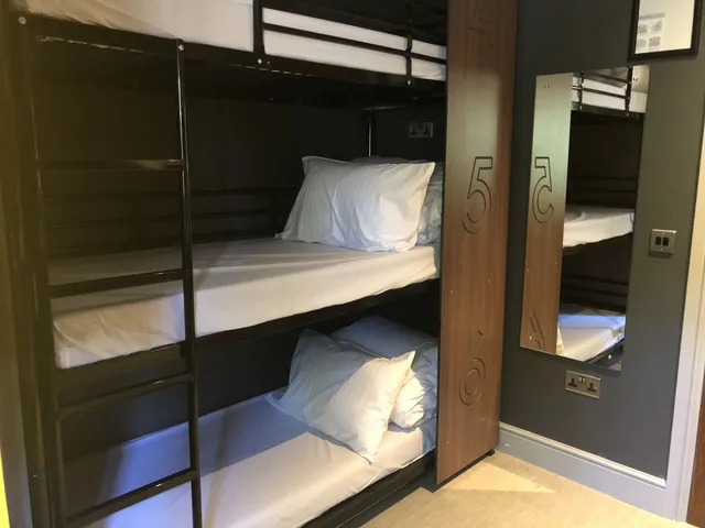 سكن مشترك مختلط بأسرّة بطابقين، Publove the Steam Engine Hostel 1/3