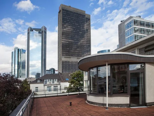 SAVIGNY HOTEL FRANKFURT CITY MESSE، فرانكفورت 4/26