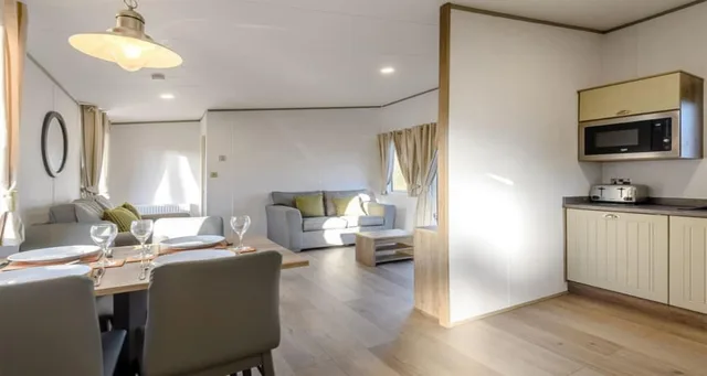 1 Bedroom, Cabin, Double Bed, Best Western Plus Kenwick Park Hotel 2/3