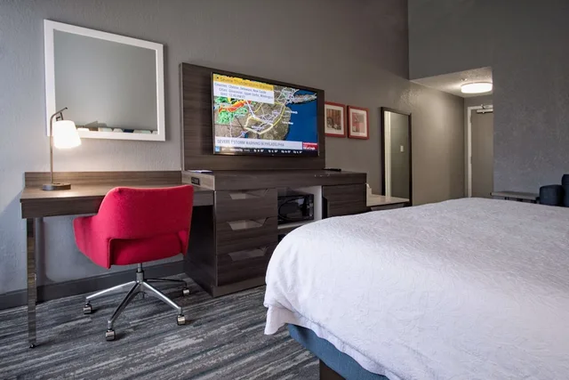 غرفة بسرير كينج، Hampton Inn Oklahoma City/Yukon 4/6