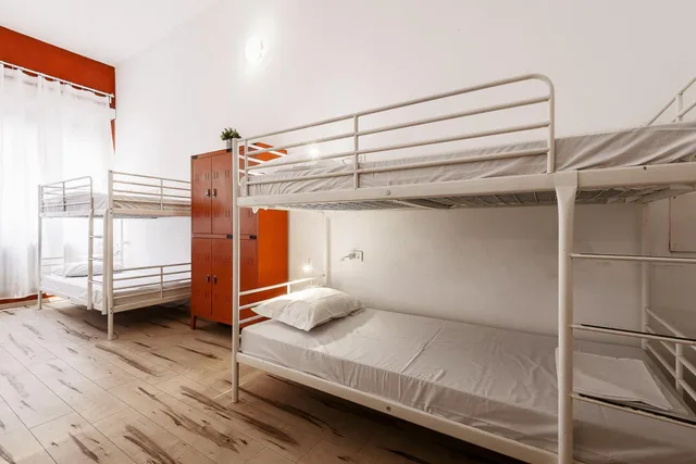 Mixed Dorm, 6 Beds, QUO Milano 1/4
