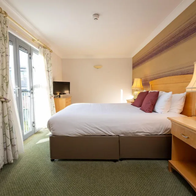 suite, Hellidon Lakes Golf Spa Hotel 3/10