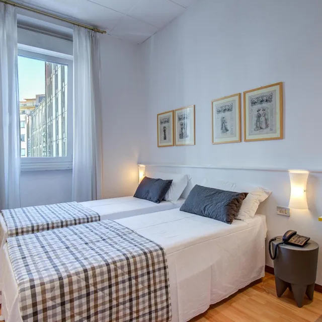 غرفة بسريرين منفصلين، Hotel Bernina 1/10