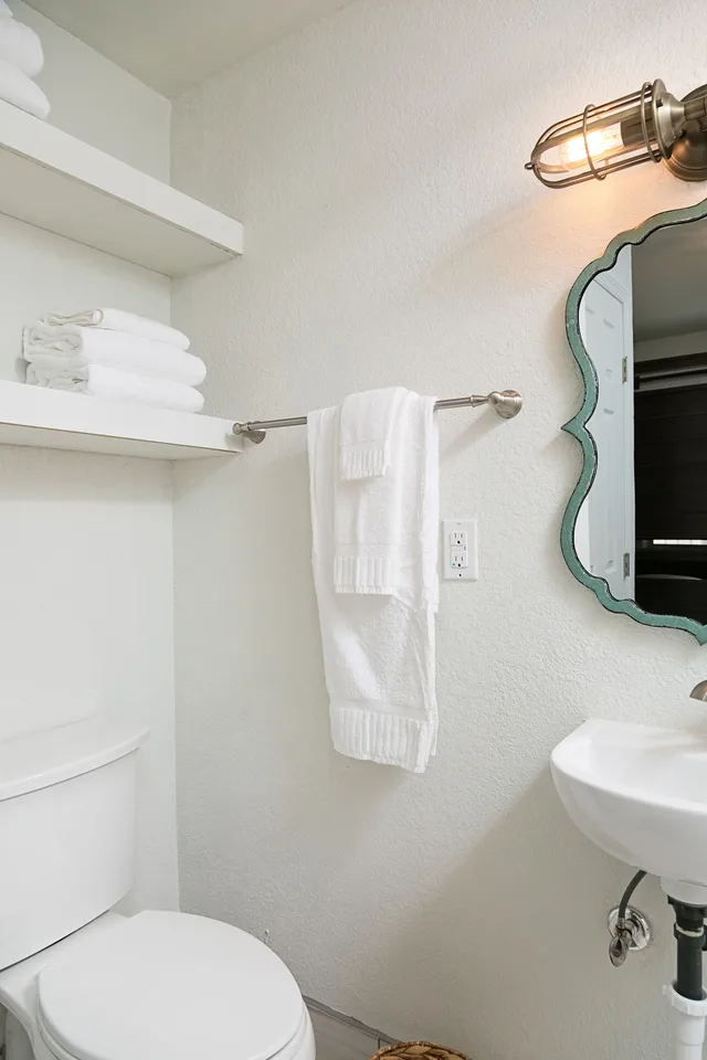 جناح بسرير كينج بغرفة نوم واحدة مع أريكة، Hotel Cabana Clearwater Beach 5/9