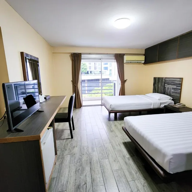 غرفة ديلوكس بسريرين منفصلين، Watana Hotel Bangkok 4/10