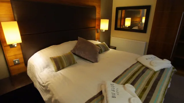 Deluxe, Suite, King Bed, Resort View، The Big Blue Hotel 3/4