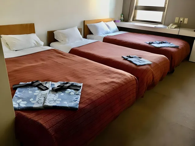 Semi Room, Triple, 1 Double and 1 Single Bed, Smoking، Hotel Tetora 1/1