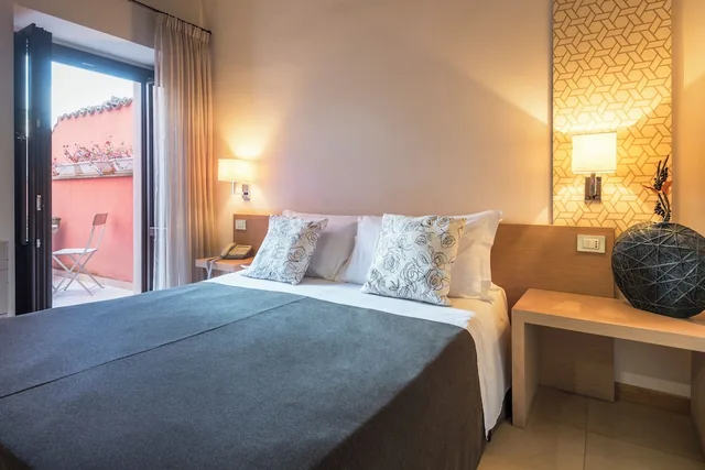غرفة قياسية بسرير مزدوج أو سريرين منفصلين، Vittorio Veneto Hotel 2/10