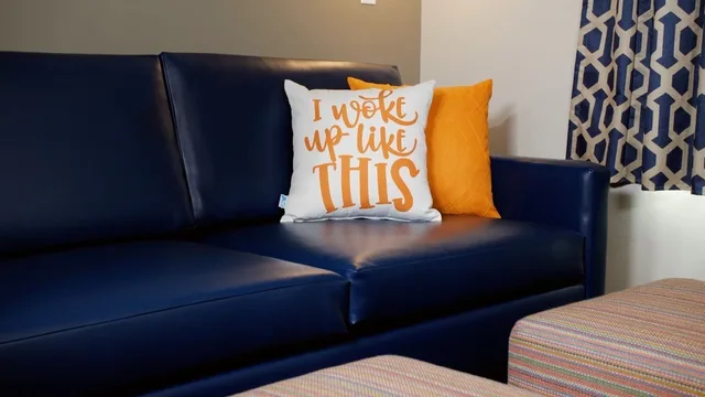 جناح جونيور بسرير كوين وسرير كوين مع أريكة لذوي الإعاقة، The Kartrite Resort And Indoor Waterpark 1/1