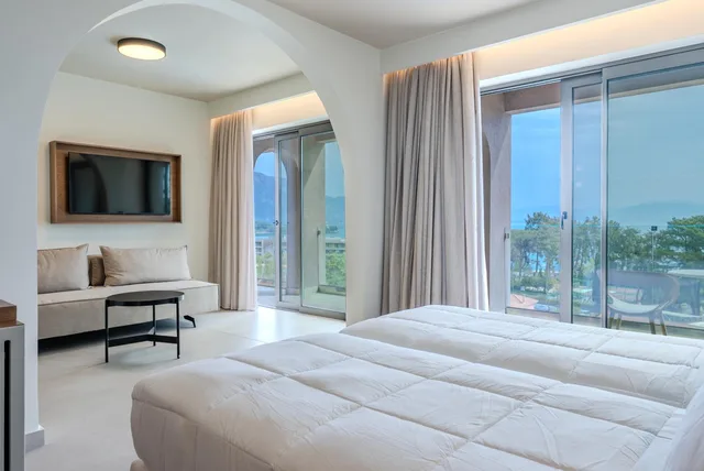 جناح بريميوم بإطلالة على البحر بغرفة نوم واحدة، Iolida Corfu Resort & Spa by Smile Hotels 8/10