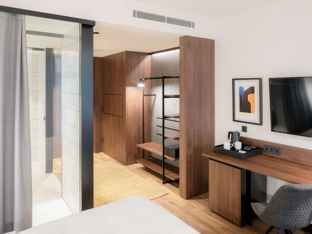 غرفة قياسية داخلية بسرير كينج بإطلالة، Radisson Blu 1882 Hotel Sagrada Familia Barcelona (ex. Hotel Barcelona 1882) 8/8
