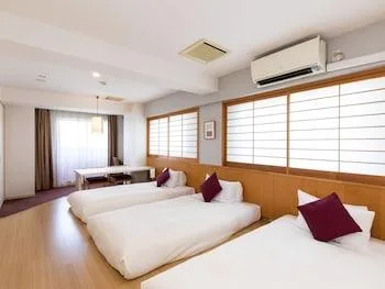 Room, Quadruple, Laundry، Tokyu Stay Monzen Nakacho 1/1