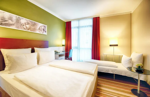غرفة كومفورت ثلاثية، Leonardo Hotel Residenz Munchen 2/10