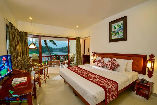 Superior, Deluxe, King Bed, No Air Condition, Beach and Lake Ayurvedic Resort 1/2