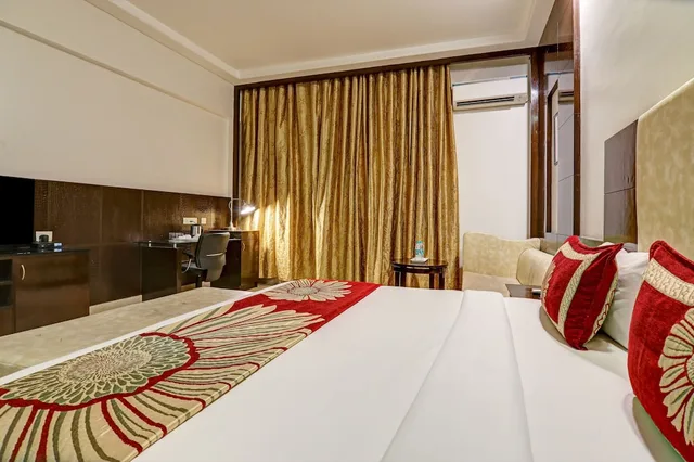 غرفة فاخرة بسرير كينج، Airport Residency 6/10