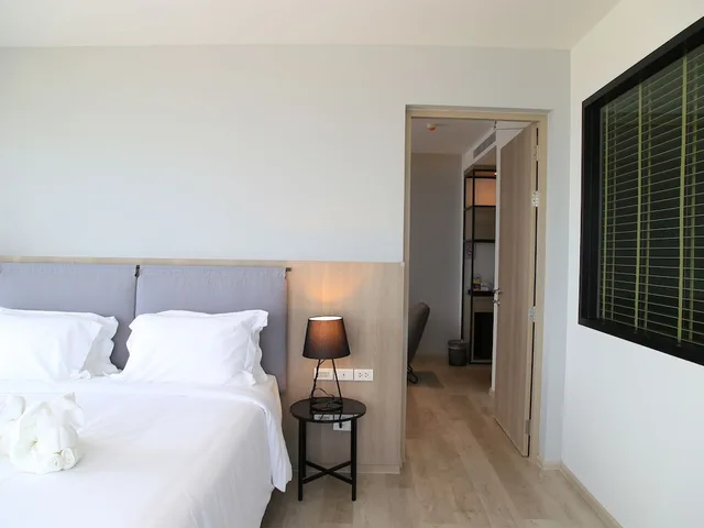 جناح تنفيذي بسرير كينج بإطلالة على البحر، Fortune Saeng Chan Beach Rayong 5/10