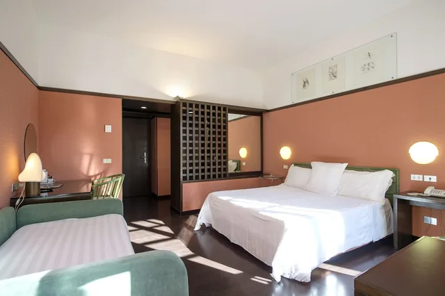 غرفة عائلية بسرير مزدوج وسريرين منفصلين، Villa Mabapa 1/2