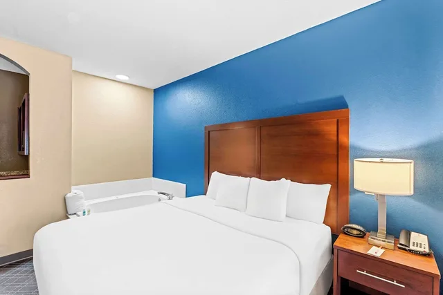 جناح بسرير كينج مع أريكة، Comfort Suites Daphne - Mobile East Bay 7/10
