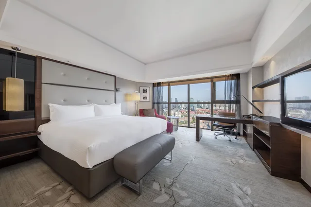 غرفة كلاسيكية بسريرين منفصلين، Intercontinental Shanghai Pudong 3/5