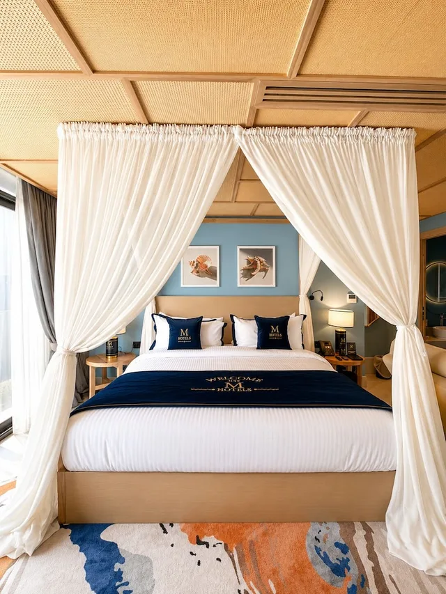 لوفت بسرير كوين بإطلالة على البحر، M Hotels at Porto Marina 4/6