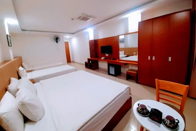 غرفة رباعية بسريرين مزدوجين بإطلالة على المدينة، Alibaba Hotel 1/8