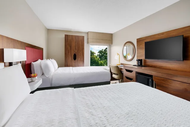 Standard, 2 Double Beds, Hampton Inn Ft Lauderdale-Cypress Creek 5/8