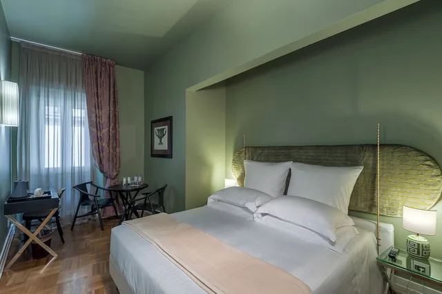 غرفة مريحة بسرير كوين، Hotel Number Nine 1/3