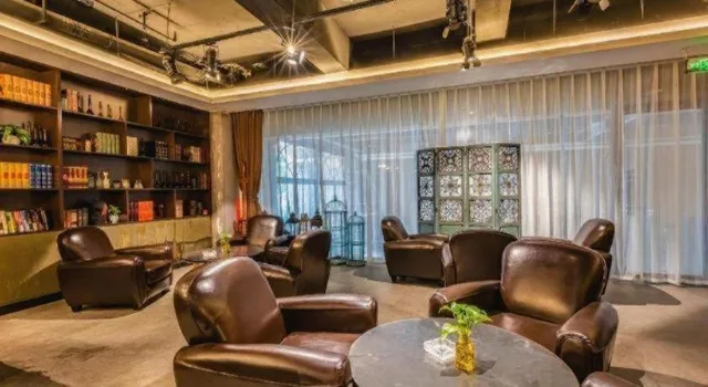 James Joyce Coffetel Shijiazhuang Railway Station، شيجياتشوانغ 32/48