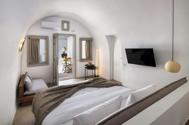 Cave, Standard, Double Bed, Courtyard View, Ira Hotel Spa 3/7