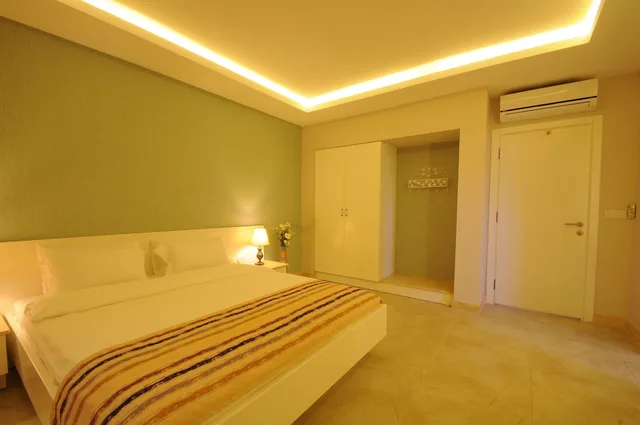 جناح بسرير كينج وسريرين منفصلين، Sea Breeze Hotel And Apartments 2/4