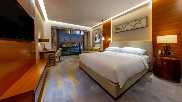 غرفة بريميوم، HOLIDAY INN NANJING XUANWU LAKE 1/1