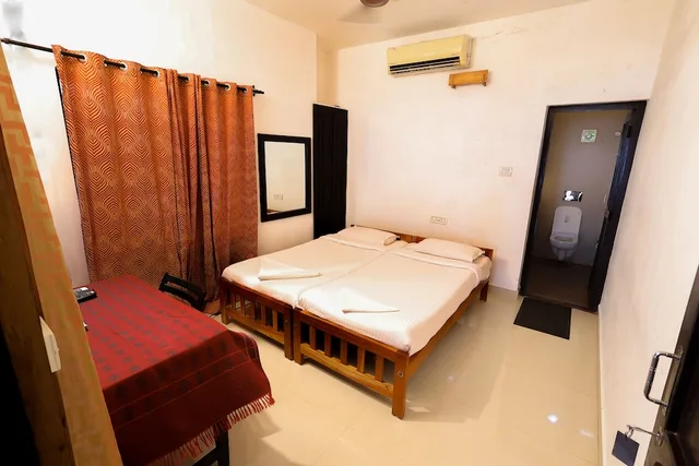 كوخ بإطلالة على البحيرة، Illikkalam Lakeside Cottages 2/3