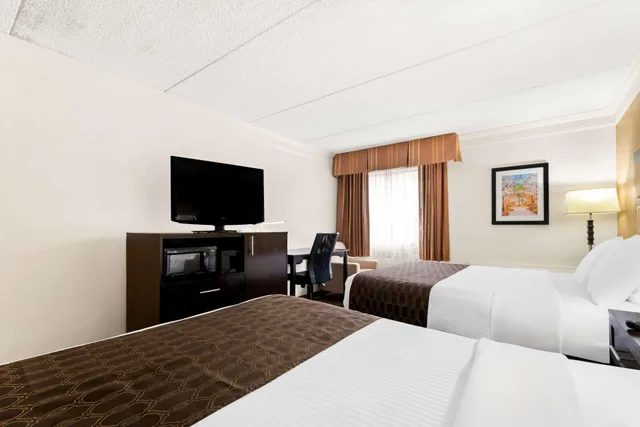 غرفة بسريرين كوين يُسمح فيها بالحيوانات الأليفة لذوي الإعاقة، Best Western Riverside Inn 3/5