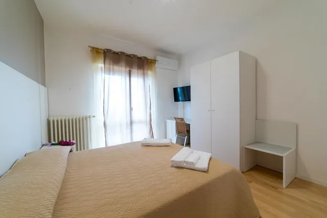 غرفة عائلية بسرير مزدوج بإطلالة على الحديقة، B&B 1951 2/5