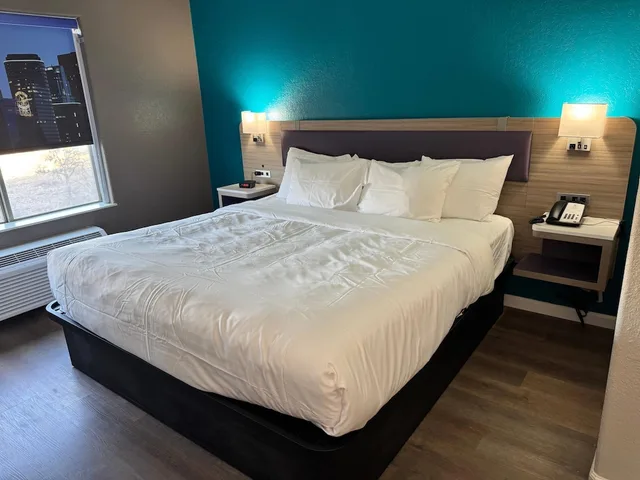 غرفة بسرير كينج لذوي الإعاقة، Comfort Inn San Antonio Northeast 3/10