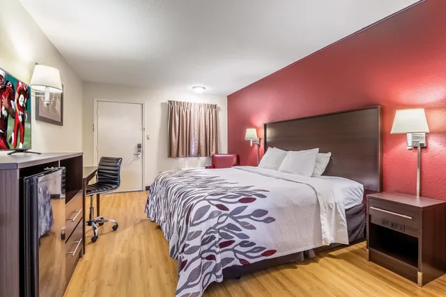 غرفة سوبيريور بسرير كينج، Red Roof Inn Scottsburg 1/4