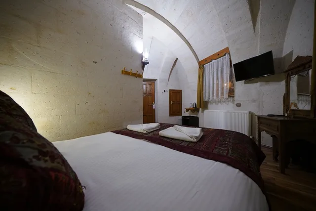 Economy, Double Bed, Arch Palace Hotel 3/10