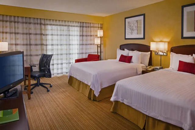 غرفة بسريرين كوين، Courtyard by Marriott Richmond Northwest 2/10