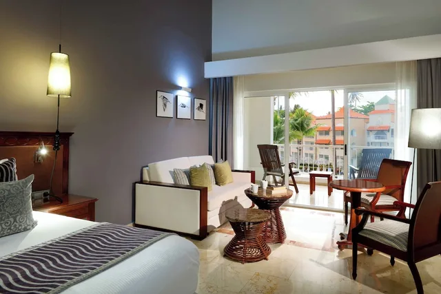 Junior Suite, Pool Side، Trs Turquesa Punta Cana Adults Only All Inclusive Resort 1/3