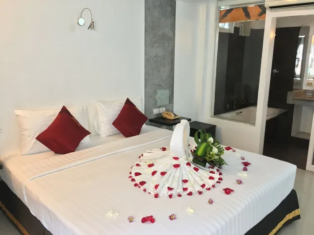 استوديو بسرير كينج بإطلالة على المدينة، The Front Hotel And Apartment 1/9