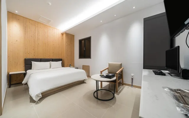 غرفة ديلوكس، Suwon Station Myeongjak Hotel 1/2