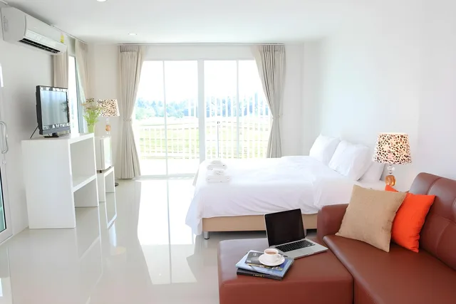 غرفة ديلوكس بسرير كينج، THE TERRACE HOTEL 2/2