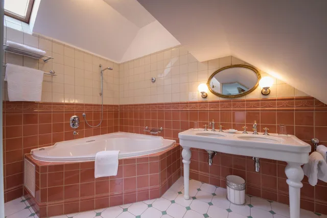 Penthouse Suite، DER KLEINE PRINZ 4/5