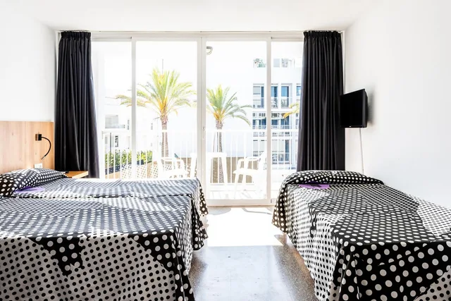 Chill Out, Pool View، Ibiza Rocks Hotel - Adults Only 3/6